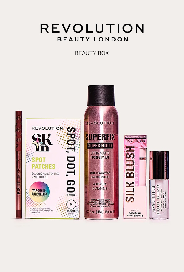 PRETTYLITTLETHING X Revolution Coffret d'essentiels de beauté