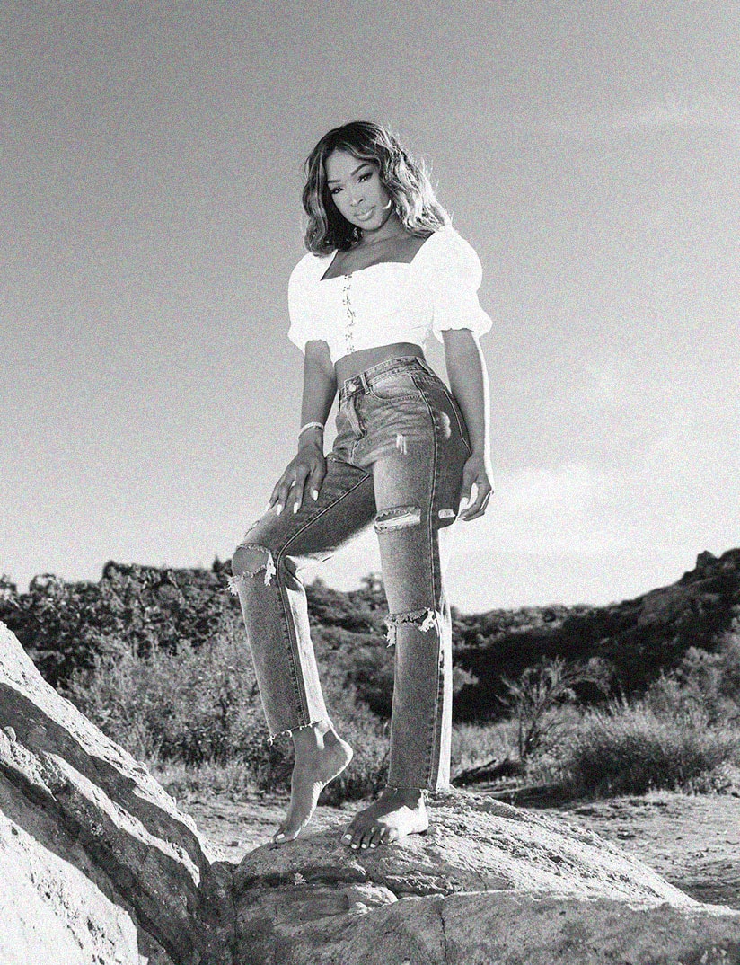 Puffy Sleeves Crop Top , Ripped Jeans